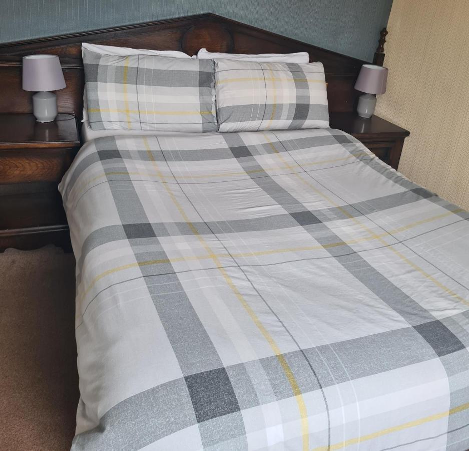 Queensberry Arms Hotel Annan Kültér fotó