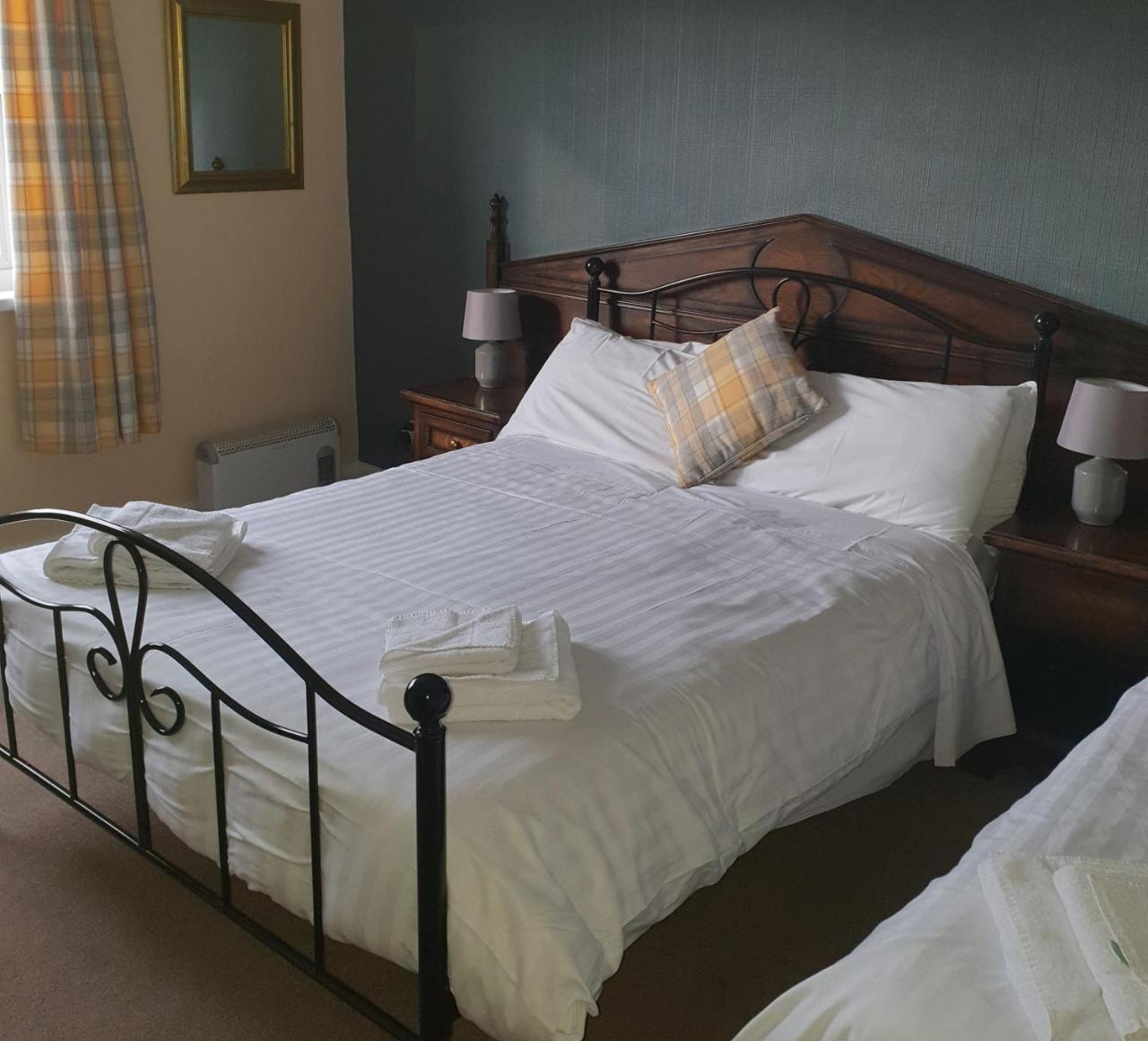 Queensberry Arms Hotel Annan Kültér fotó
